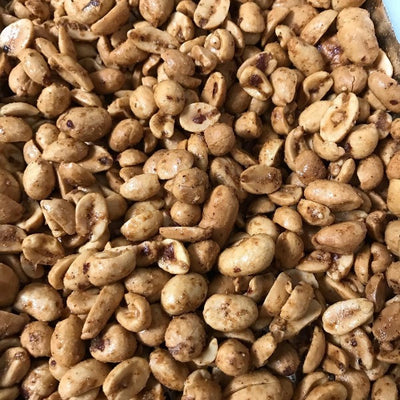 Raw Virginia Peanuts that are oven roasted in a everything bagel seasoning.  A delicious and healthy pantry snack!  12 oz